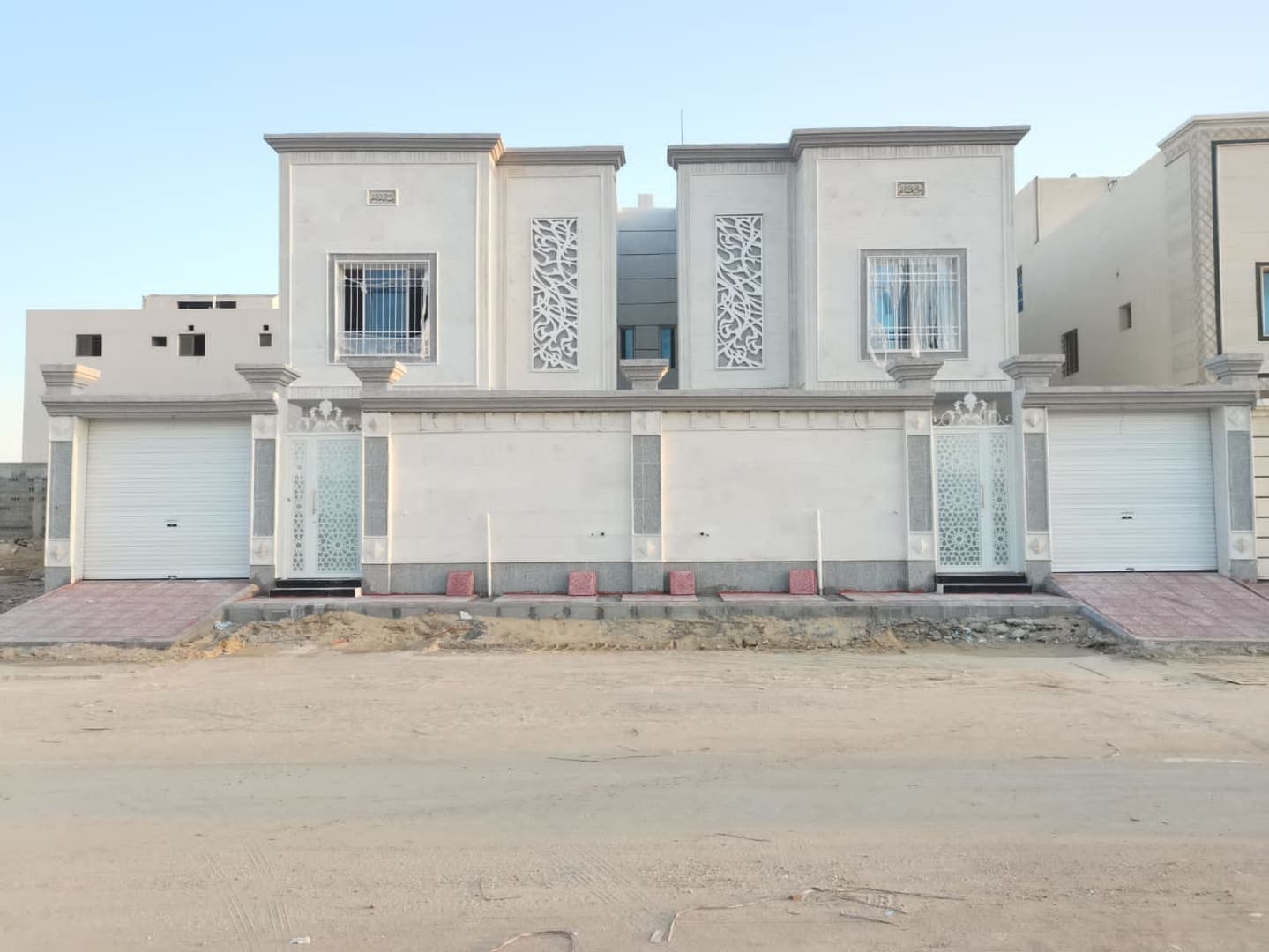 تشطيبات سوبر ديلوكس